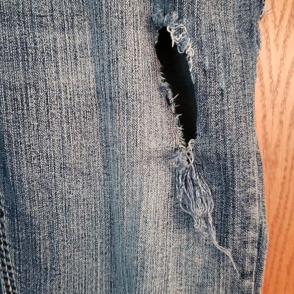 Very Nice Amethyst Distressed Jeans Sz 13 - Picture 3 of 15